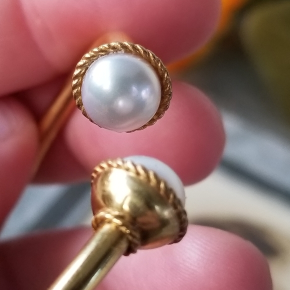 Relisted -Vintage pearl ends bracelet gold tone flexible real - Picture 5 of 8